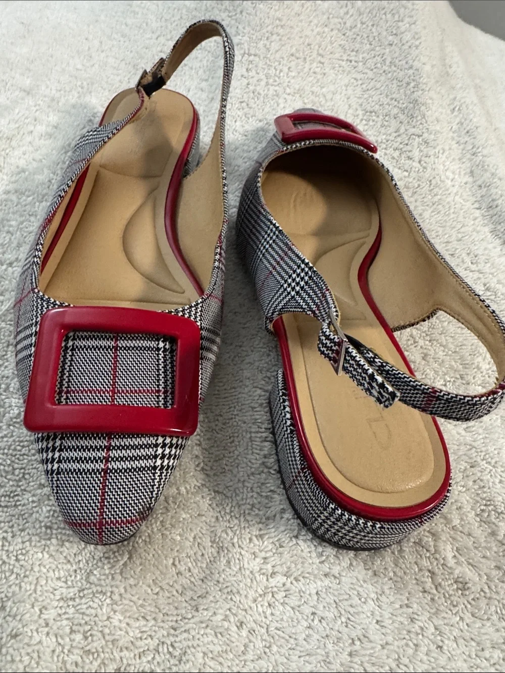 Chinese Laundry chic slingback